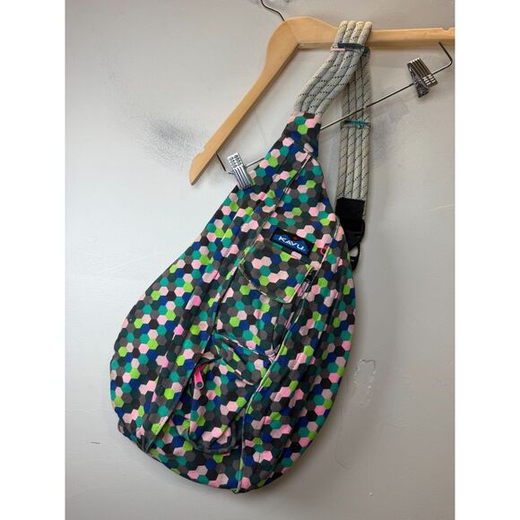 KAVU Rope Sling Bag Multicolor Dots Hexagonal Pattern Zipper Pockets Outdoor - Picture 1 of 5